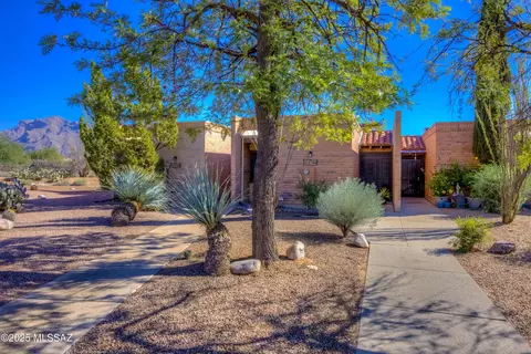 1714 W Dalehaven Cir, Tucson, AZ 85704