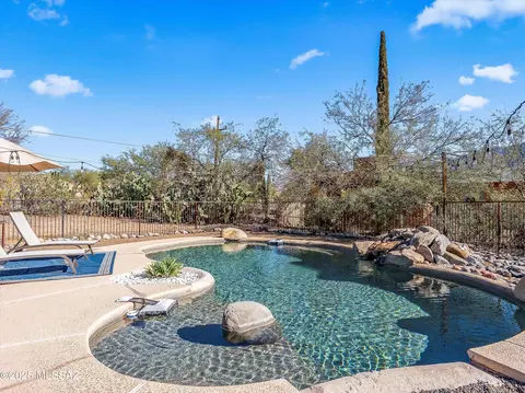 Exterior - 3560 E Wilds Rd, Tucson, AZ 85739 photo 8 of 10