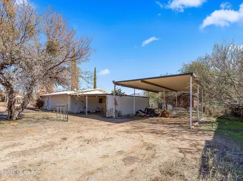 Exterior - 3560 E Wilds Rd, Tucson, AZ 85739 photo 10 of 10