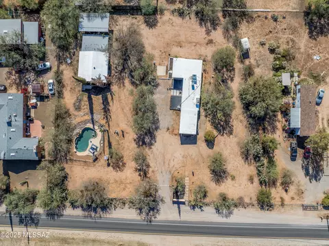 View/Area - 3560 E Wilds Rd, Tucson, AZ 85739 photo 2 of 2