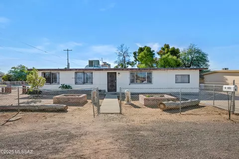 101 W Corona Rd, Tucson, AZ 85756