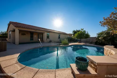 8642 N Lodgepole Pine Trl, Tucson, AZ 85743