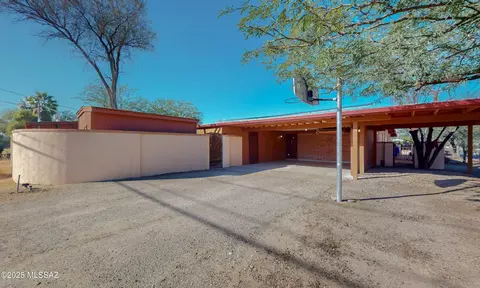 Exterior - 5272 E 4th St, Tucson, AZ 85711 photo 4 of 5