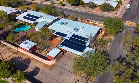View/Area - 5272 E 4th St, Tucson, AZ 85711 photo 3 of 8