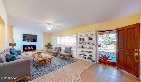 Living - 5272 E 4th St, Tucson, AZ 85711 photo 2 of 4