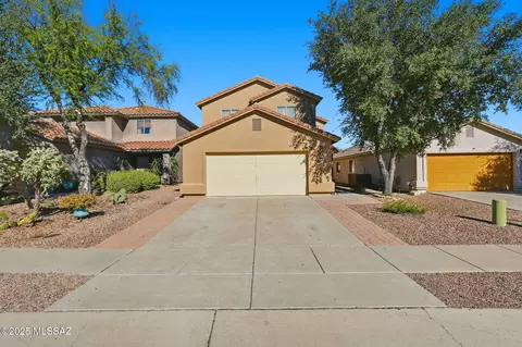 640 W Emerald Key Dr, Green Valley, AZ 85614