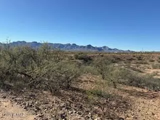 220 Via Nazas, Rio Rico, AZ 85648