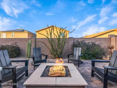 Exterior - 11913 E Ryscott Cir, Vail, AZ 85641 photo 7 of 9