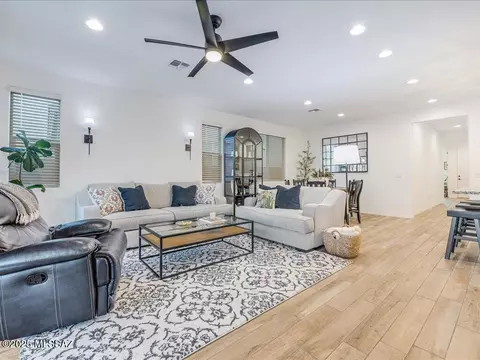 Living - 11913 E Ryscott Cir, Vail, AZ 85641 photo 3 of 3