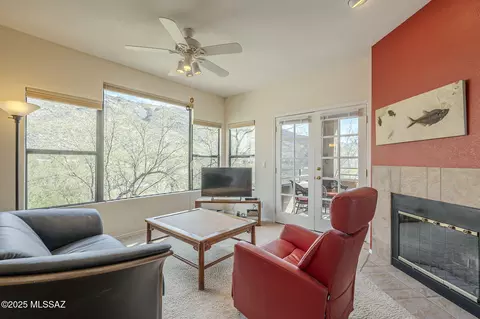 6655 N Canyon Crest Dr #21205, Tucson, AZ 85750
