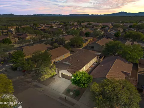 10572 E Carolina Willow Ln, Tucson, AZ 85747 photo 22