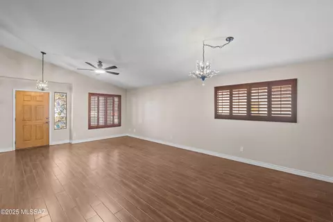 10572 E Carolina Willow Ln, Tucson, AZ 85747 photo 5