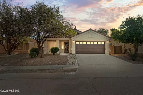 10572 E Carolina Willow Ln, Tucson, AZ 85747