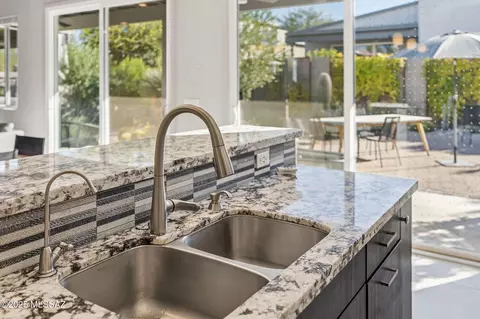 Kitchen - 7576 E Pima St, Tucson, AZ 85715 photo 5 of 6