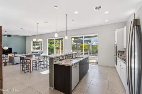 Kitchen - 7576 E Pima St, Tucson, AZ 85715 photo 4 of 6