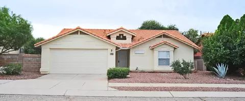 2534 S Perillo Dr, Tucson, AZ 85710