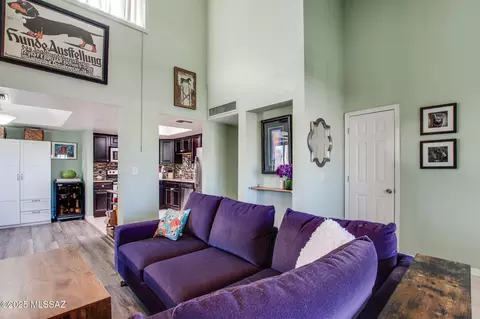 8271 N Oracle Rd #252, Tucson, AZ 85704