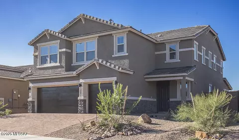 7876 S Orions Belt Dr, Tucson, AZ 85747