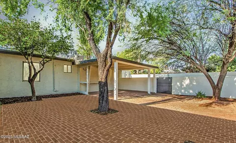 Exterior - 3017 E Loretta Dr, Tucson, AZ 85716 photo 2 of 3