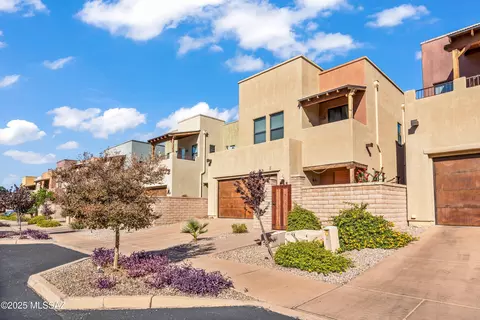 443 E Croydon Park Rd, Tucson, AZ 85704