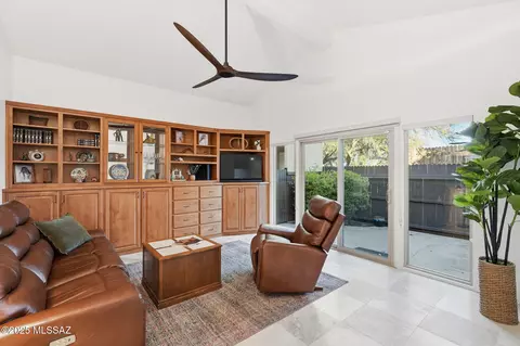 9812 E Skyview Dr, Tucson, AZ 85748 photo 12