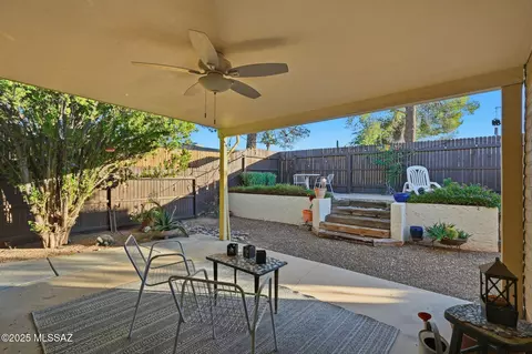 9812 E Skyview Dr, Tucson, AZ 85748