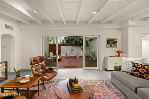 2215 E Juanita St, Tucson, AZ 85719