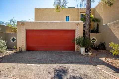 5318 E Beverly Fair Dr, Tucson, AZ 85712