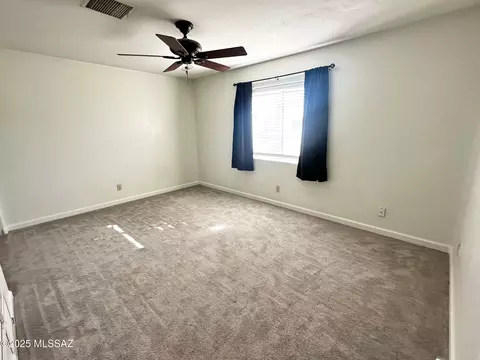 Bedroom - 1402 Bobcat Ln, Willcox, AZ 85643 photo 1 of 5