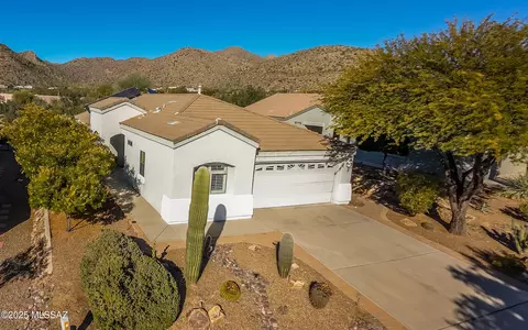 5312 W Tortolita Flats Ln, Marana, AZ 85658