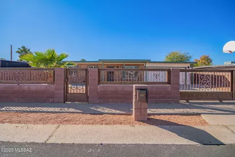 2132 E Montana Dr, Tucson, AZ 85706