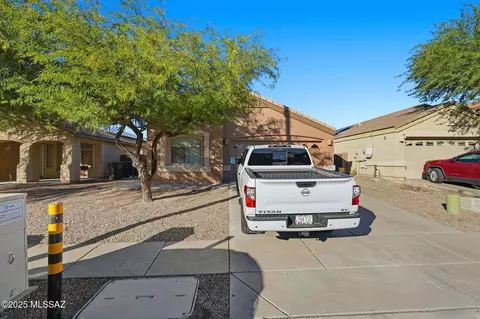 4013 E Shadow Branch Dr, Tucson, AZ 85756