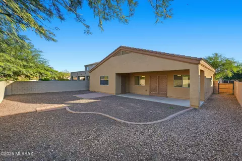 Exterior - 6661 E Gehrig Ln, Tucson, AZ 85756 photo 7 of 9