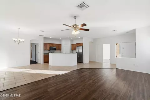 Living - 6661 E Gehrig Ln, Tucson, AZ 85756 photo 2 of 5
