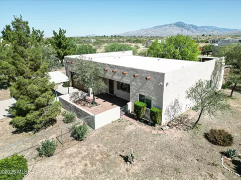 3138 W Green Park Dr, Benson, AZ 85602
