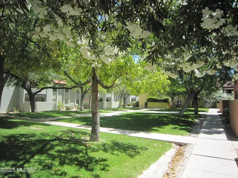 2172 N Pantano Rd # 218, Tucson, AZ 85715
