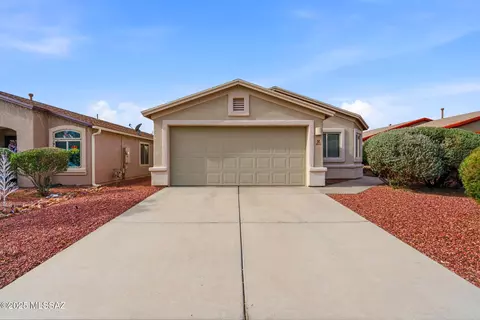 8244 S Lost Mountain Rd, Tucson, AZ 85747