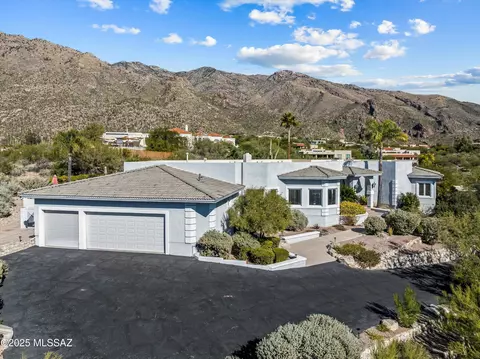 5887 E Placita Alta Reposa, Tucson, AZ 85750
