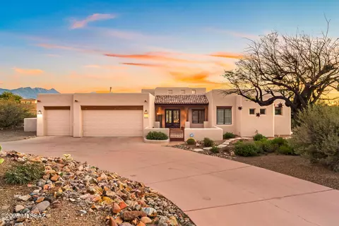 1022 E Cave Canyon Pl, Green Valley, AZ 85614