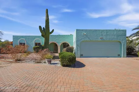 1565 N Paseo Cerca, Green Valley, AZ 85614