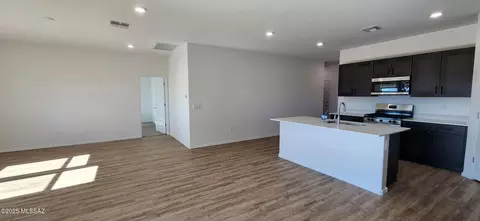 12216 E Morris Carson Dr, Vail, AZ 85641 photo 2