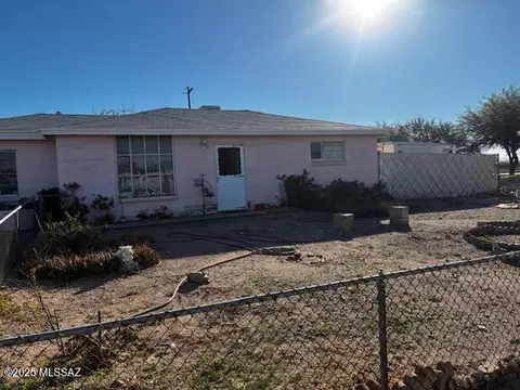 965 W Milton St, Tucson, AZ 85706