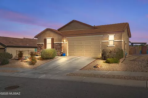 17087 S Emerald Vista Dr, Vail, AZ 85641