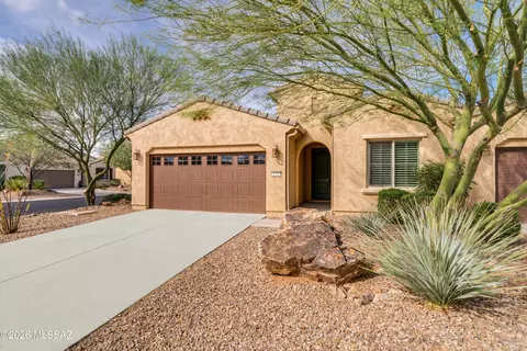1701 E Sage Thrasher Dr, Green Valley, AZ 85614