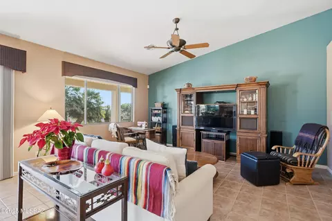 Living - 62207 E Sand Crst, Saddlebrooke, AZ 85739 photo 1 of 4