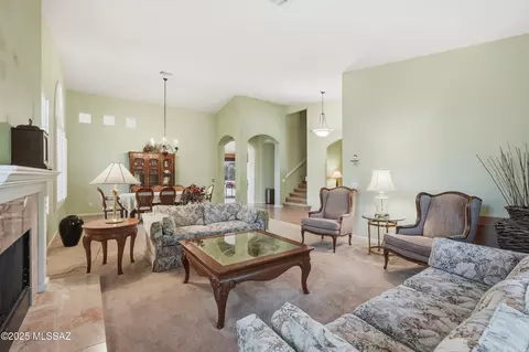 Living - 62207 E Sand Crst, Saddlebrooke, AZ 85739 photo 3 of 4