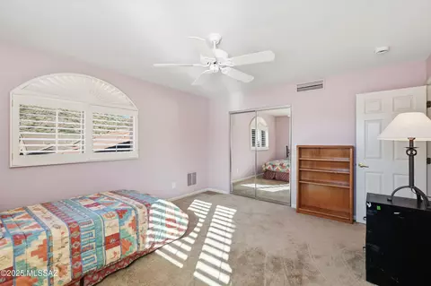Bedroom - 62207 E Sand Crst, Saddlebrooke, AZ 85739 photo 3 of 6