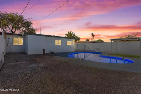 3601 E March Pl, Tucson, AZ 85713