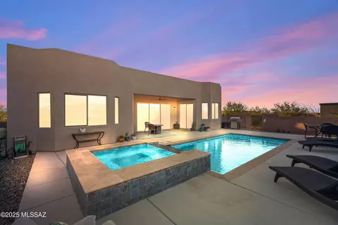 13585 S Rockhouse Canyon Trl, Vail, AZ 85641