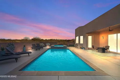 13585 S Rockhouse Canyon Trl, Vail, AZ 85641